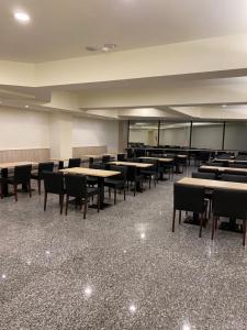 Restoran atau tempat lain untuk makan di Jin Zhan Hotel