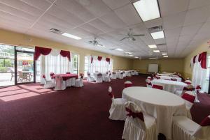 Gallery image of Ramada by Wyndham Houston Intercontinental Airport East in Humble