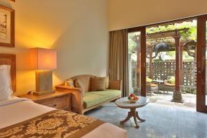 Postel nebo postele na pokoji v ubytování Sudamala Resort, Sanur, Bali