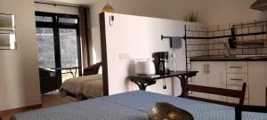 Kuchyň nebo kuchyňský kout v ubytování Casa de Isora Private apartments