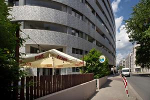 Budova, v ktorej sa apartmán nachádza
