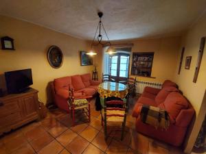 Posezení v ubytování Casa Rural El Callejo + 10 fotografií