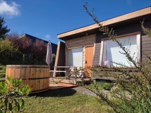 Zdjęcie z galerii obiektu Tiny House con Tinaja Privada en Pucón w mieście Pucón