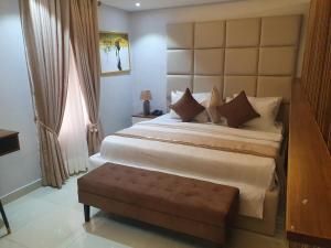 Katil atau katil-katil dalam bilik di Choice Luxe Lagos