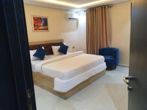 Katil atau katil-katil dalam bilik di Choice Luxe Lagos