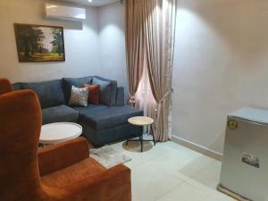 Ruang duduk di Choice Luxe Lagos