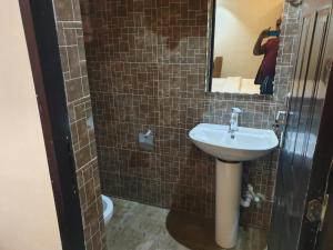 Bilik mandi di Choice Luxe Lagos