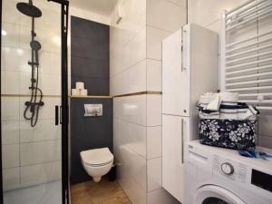 Kúpeľňa v ubytovaní Apartament Navy Blue + 9 fotografií