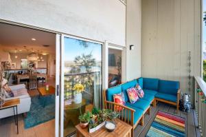 Gallery image of Condo By The Bay! Treehouse Feel 2BR in Sausalito condo in Sausalito