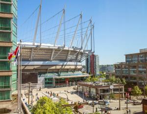 Pemandangan umum bagi Vancouver atau pemandangan bandar yang diambil dari hotel