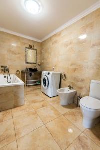 Ένα μπάνιο στο Enygma Penthouse +15 φωτογραφίες