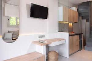 Dapur atau dapur kecil di Afros Suites