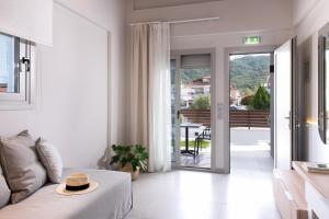Balkoni atau teres di Afros Suites