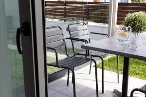 Balkoni atau teres di Afros Suites