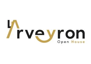Certifikát, hodnocení, plakát nebo jiný dokument vystavený v ubytování L'Arveyron Open House