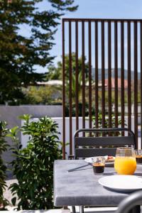 Balkoni atau teres di Afros Suites