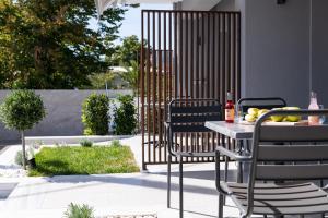 Gambar di galeri bagi Afros Suites di Olympiada