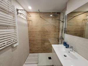 Kúpeľňa v ubytovaní Novo Sancti Petri - Playa, Piscina, Golf y Relax