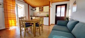 Gallery image of Apartments Mladen in Sućuraj