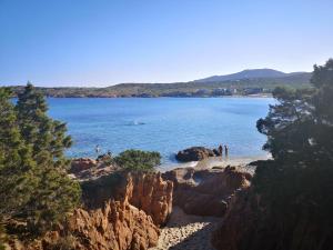 Φυσικό τοπίο κοντά σε αυτή η παραθεριστική κατοικία