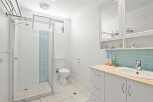 Koupelna v ubytování Beachcomber Unit 2 7 Dingle Ave