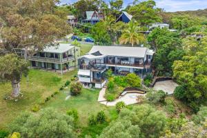 Zahrada ubytování YARABIN - Luxury Home With Ocean Views