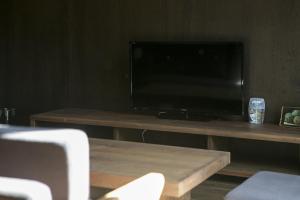TV at/o entertainment center sa trive kamejima 古民家 亀島駅徒歩1分 名古屋駅まで1駅