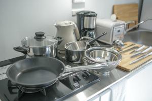Kitchen o kitchenette sa trive kamejima 古民家 亀島駅徒歩1分 名古屋駅まで1駅