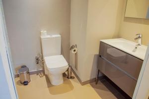 A bathroom at ATLAS OTELİ