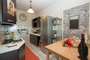 Photo de la galerie de l'établissement Crocus 1 con piscina by Wonderful Italy, à Soiano del Lago