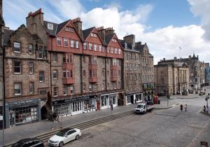 Gallery image of The David Hume Residence in Edinburgh