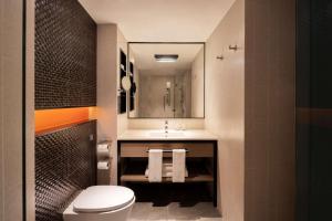 JEN Singapore Tanglin by Shangri-La的一间浴室