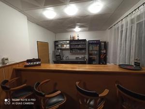 Lounge nebo bar v ubytování Penzion Modřanka