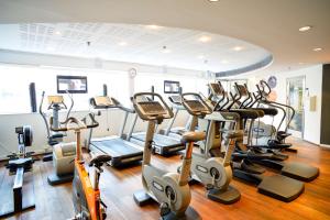 
Fitnesscenter och/eller fitnessfaciliteter på Radisson Blu Airport Terminal Hotel
