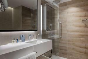 Koupelna v ubytování Radisson Hotel Izmir Aliaga