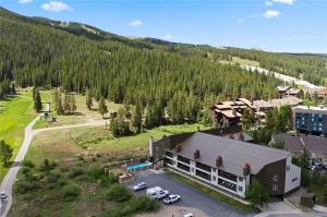 Gallery image of CV210A Copper Valley Hotel Room condo in Copper Mountain