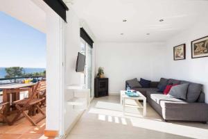 Гостиная зона в Sitges Marblava Sobre el mar