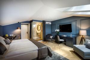 Postel nebo postele na pokoji v ubytování Hotel Imperial - Liburnia