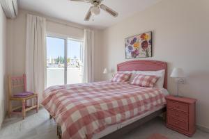 Postel nebo postele na pokoji v ubytování Homely Apartment + 18 fotografií