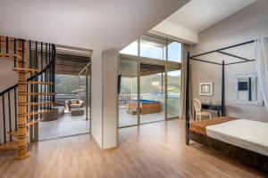 Posteľ alebo postele v izbe v ubytovaní San Nicolas Resort Hotel