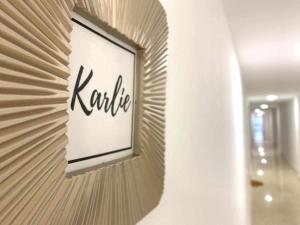 Certyfikat, podpis lub inny dokument wystawiony w obiekcie San José Apartamentos Turísticos Karlie