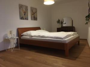 Voodi või voodid majutusasutuse Ferienwohnung Rotes Haus toas