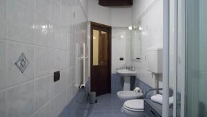 A bathroom at Italianway - San Calocero 29