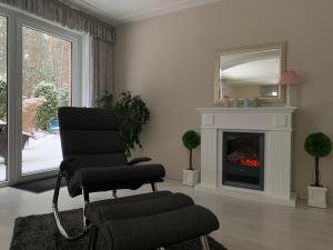 TV/Unterhaltungsangebot in der Unterkunft FeWo im Grünen mit Terrasse und Garten - gratis Therme