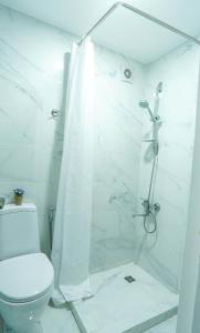 Bathroom sa Check-In Hotel