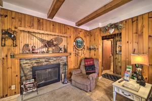 Fotografie z fotogalerie ubytování Cattail Creek Escape, 44 Mi to Mt Mitchell! v destinaci Burnsville