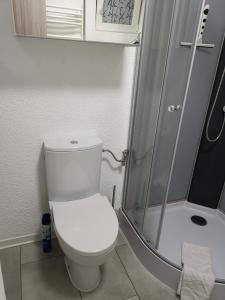 Photo de la galerie de l'établissement Ferienwohnung Olpe Biggesee, à Olpe