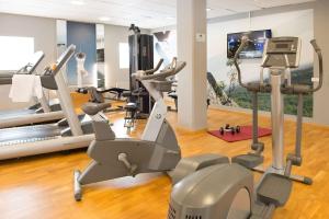 The fitness centre and/or fitness facilities at Scandic Bollnäs
