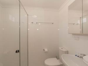 Koupelna v ubytování Edge 6 16 Clyde Street + 8 fotografií