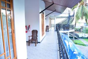 Bazén v ubytování L S Lanka Boutique Hotel nebo v jeho okolí
